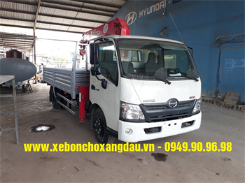 Xe cẩu Hino 3,5 tấn gắn cẩu Unic344 Euro 4